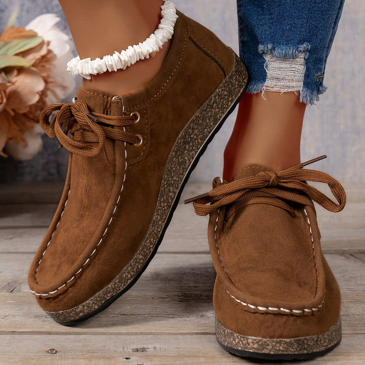 Women’s Vintage Lace-Up Sneakers