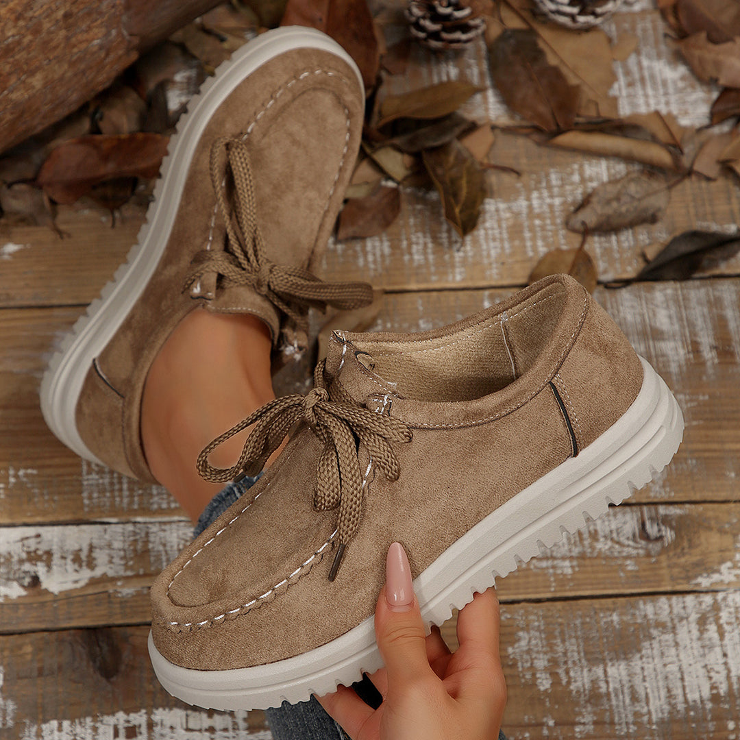 Women’s Vintage Lace-Up Moccasin Shoes