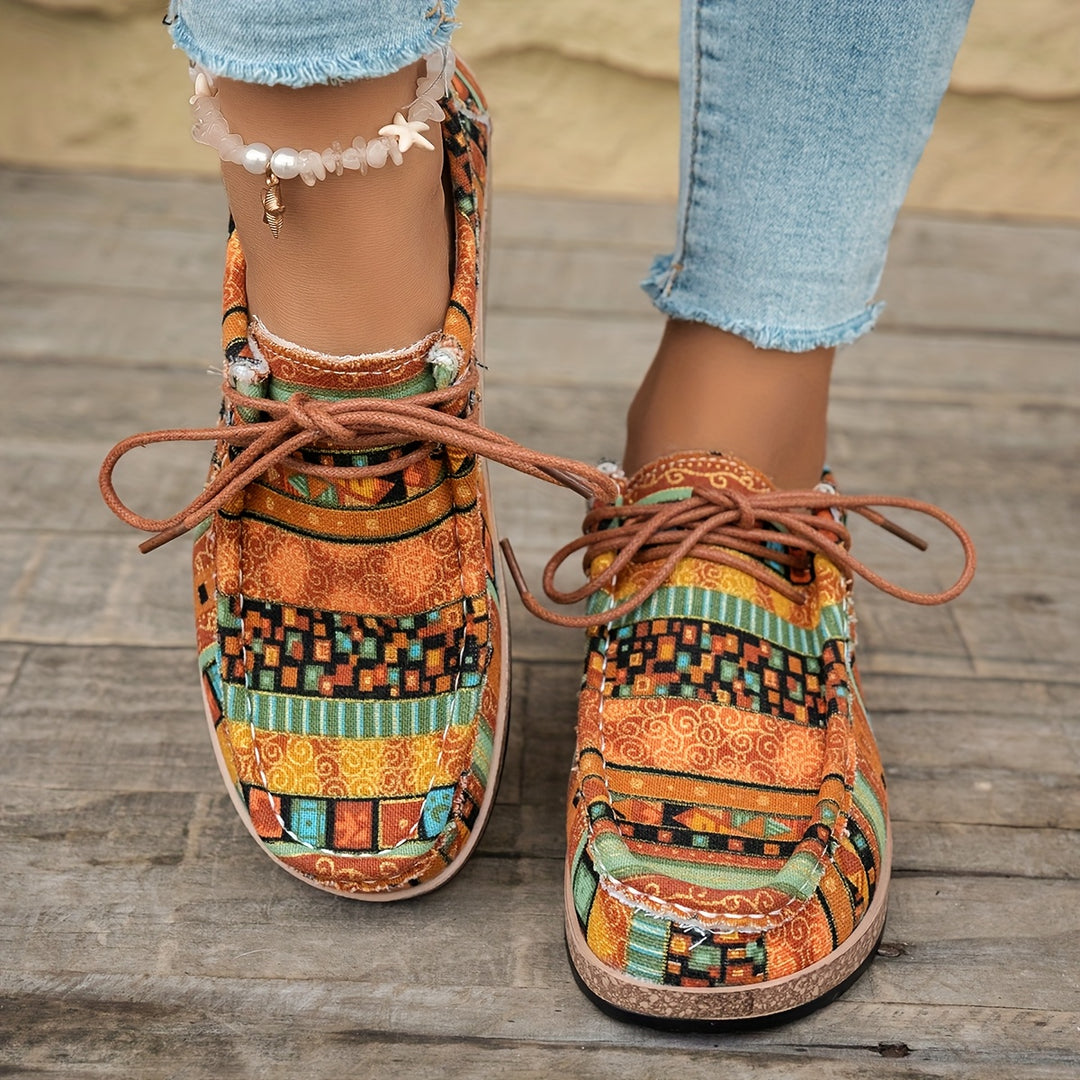 Women’s Vintage Lace-Up Sneakers