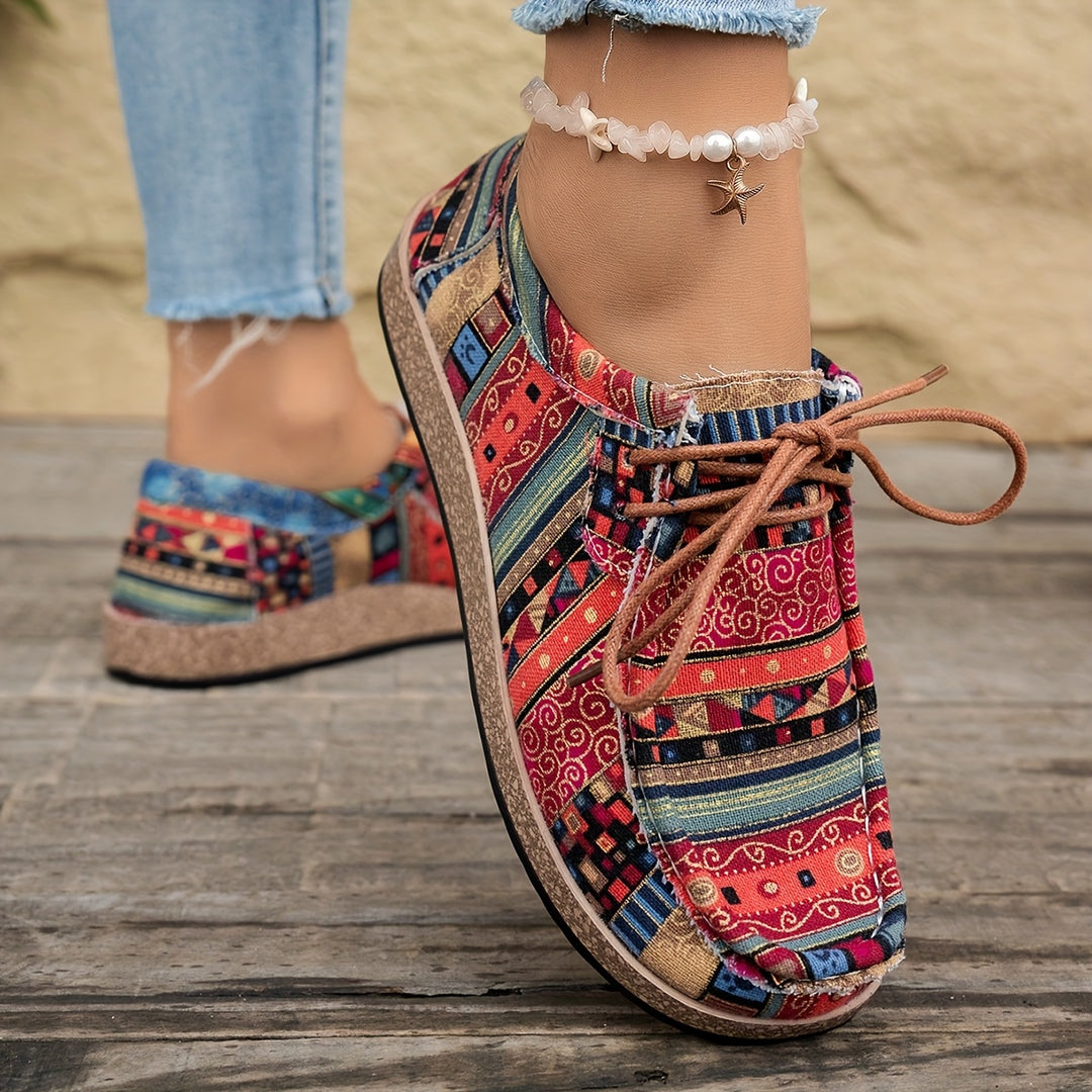 Women’s Vintage Lace-Up Sneakers