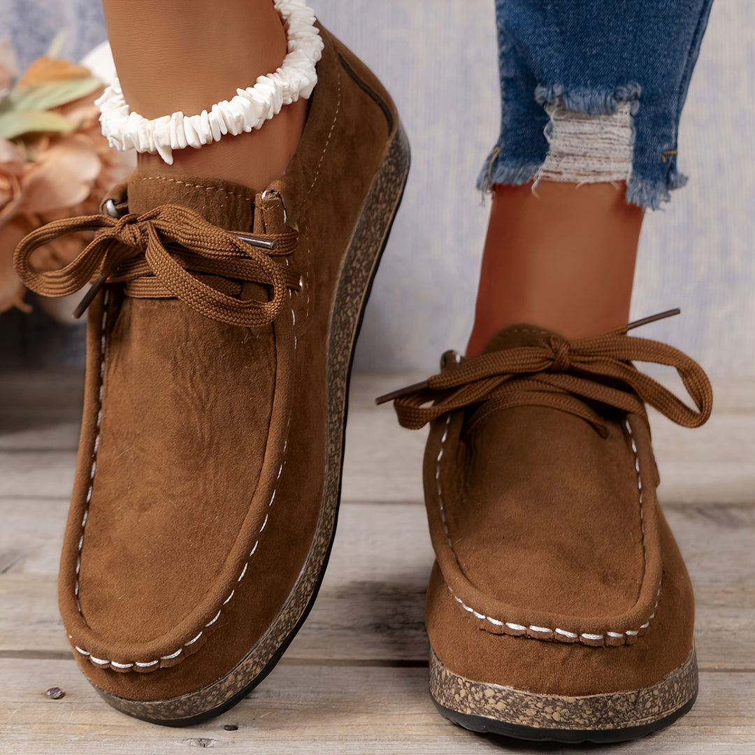 Women’s Vintage Lace-Up Sneakers